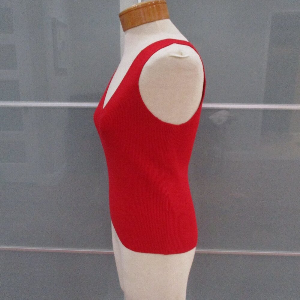 Los Angeles Atelier + & Other Stories Red Double V-Neck Tank Top - Picture 2 of 6
